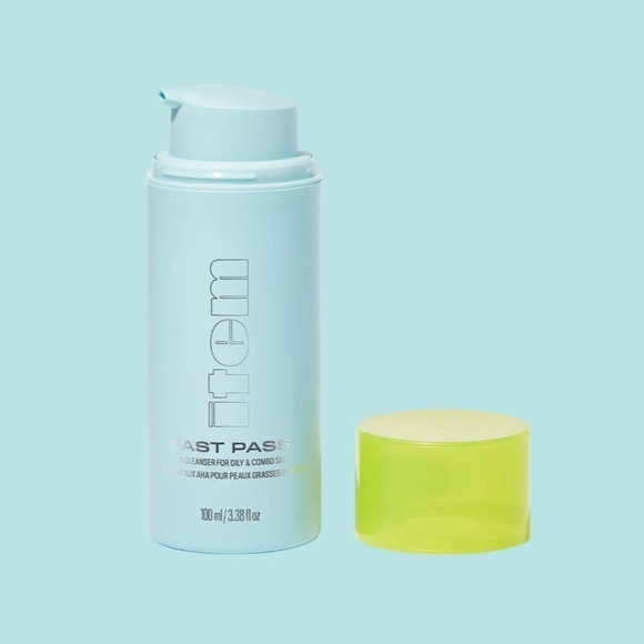 Item Beauty by Addison Rae Fast Pass AHA Cleanser | NEW | Oily Combo Skin - Picture 2 of 11